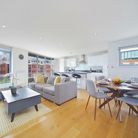 2 Bed Executive Penthouse Near Liverpool Street Free Wifi By City Stay Aparts Лондон Екстер'єр фото